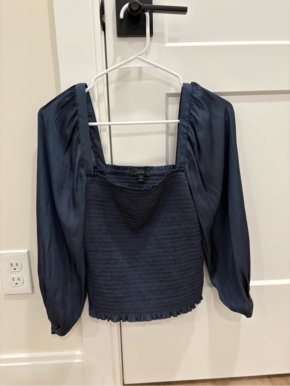 J. Crew Squareneck Smocked Featherweight Satin Cropped Top Size XS - Picture 2 of 7